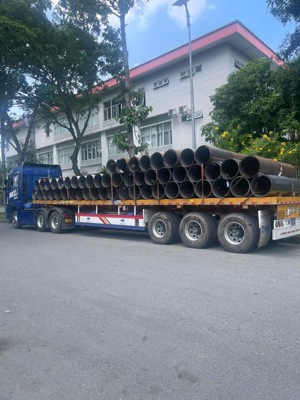 VẬN CHUYỂN HÀNG HÓA NGUY HIỂM